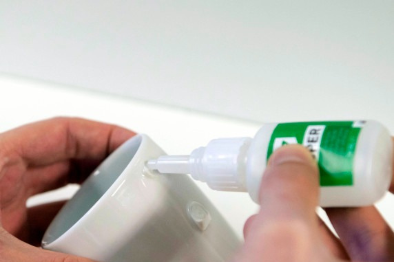 Tec7 Super7 Super Glue - Euromotive Energy Ltd