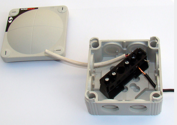 Waterproof Electrical Junction Box 5 way - Euromotive Energy Ltd