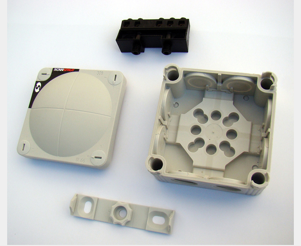 Waterproof Electrical Junction Box 5 way - Euromotive Energy Ltd